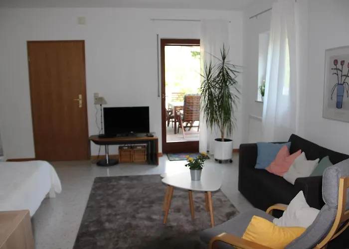 Ellis Garden Apartamento *